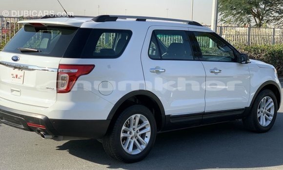 Buy Import Ford Explorer White Car in Import - Dubai in Bumthang Buy Import Ford Explorer White Car in Import - Dubai in Bumthang