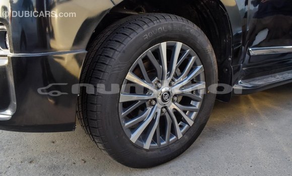 Buy Import Toyota Land Cruiser Black Car in Import - Dubai in Bumthang Buy Import Toyota Land Cruiser Black Car in Import - Dubai in Bumthang