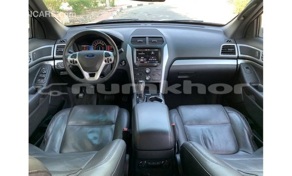 Buy Import Ford Explorer White Car in Import - Dubai in Bumthang Buy Import Ford Explorer White Car in Import - Dubai in Bumthang