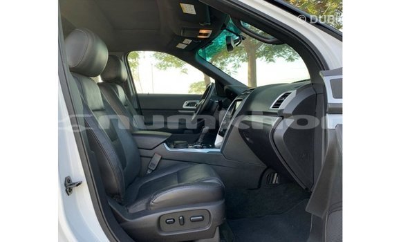 Buy Import Ford Explorer White Car in Import - Dubai in Bumthang Buy Import Ford Explorer White Car in Import - Dubai in Bumthang