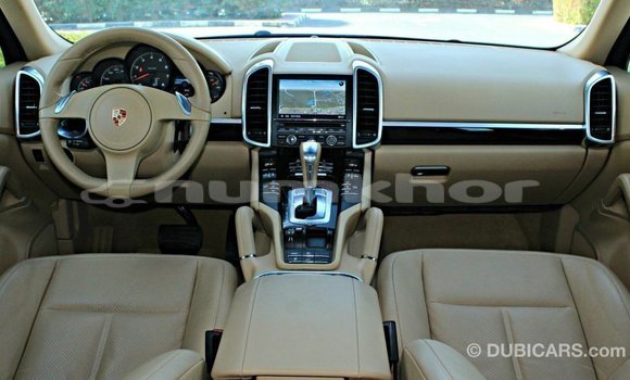 Buy Import Porsche Cayenne Brown Car in Import - Dubai in Bumthang Buy Import Porsche Cayenne Brown Car in Import - Dubai in Bumthang