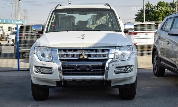 Buy Import Mitsubishi Pajero White Car in Import - Dubai in Bumthang Buy Import Mitsubishi Pajero White Car in Import - Dubai in Bumthang