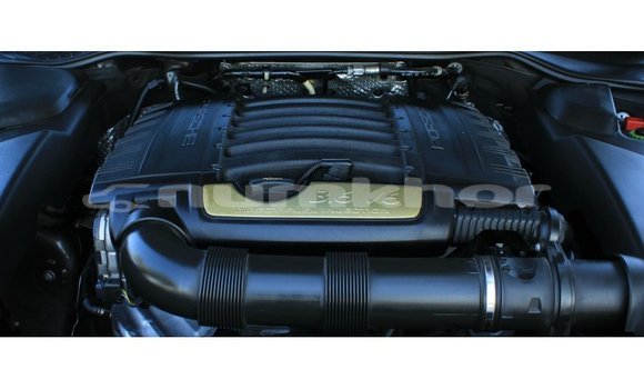 Buy Import Porsche Cayenne Brown Car in Import - Dubai in Bumthang Buy Import Porsche Cayenne Brown Car in Import - Dubai in Bumthang