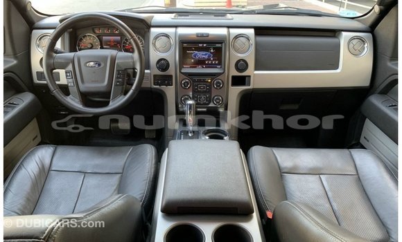 Buy Import Ford Club Wagon Black Car in Import - Dubai in Bumthang Buy Import Ford Club Wagon Black Car in Import - Dubai in Bumthang