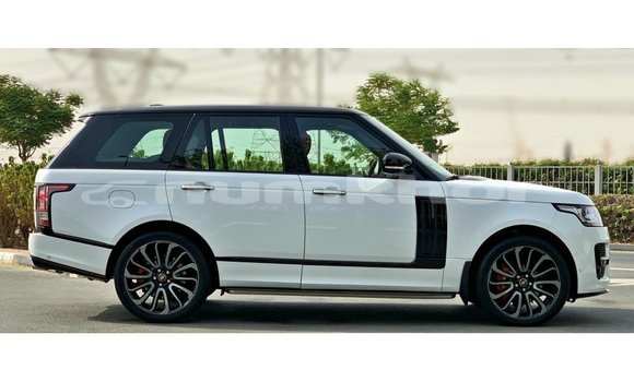 Buy Import Land Rover Range Rover White Car in Import - Dubai in Bumthang Buy Import Land Rover Range Rover White Car in Import - Dubai in Bumthang