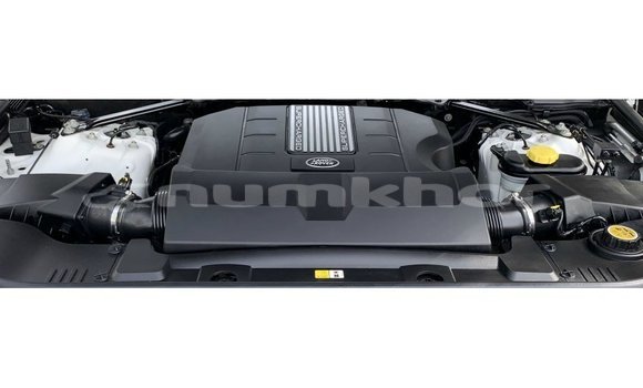 Buy Import Land Rover Range Rover White Car in Import - Dubai in Bumthang Buy Import Land Rover Range Rover White Car in Import - Dubai in Bumthang