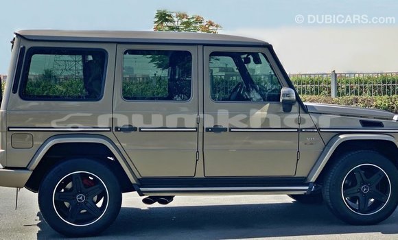 Buy Import Mercedes-Benz 190 Other Car in Import - Dubai in Bumthang Buy Import Mercedes-Benz 190 Other Car in Import - Dubai in Bumthang