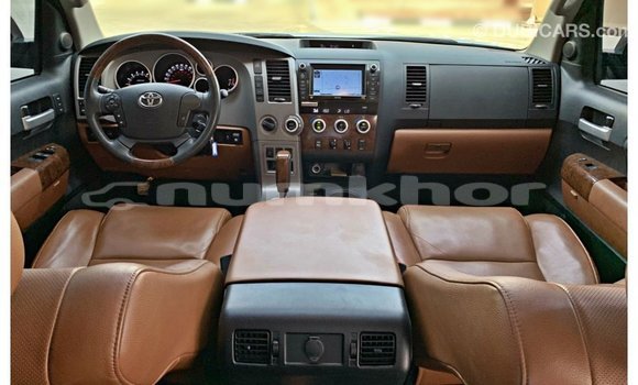 Buy Import Toyota Tundra White Car in Import - Dubai in Bumthang Buy Import Toyota Tundra White Car in Import - Dubai in Bumthang