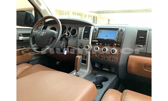 Buy Import Toyota Tundra White Car in Import - Dubai in Bumthang Buy Import Toyota Tundra White Car in Import - Dubai in Bumthang