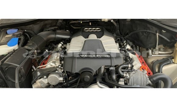 Buy Import Audi Q7 Other Car in Import - Dubai in Bumthang Buy Import Audi Q7 Other Car in Import - Dubai in Bumthang