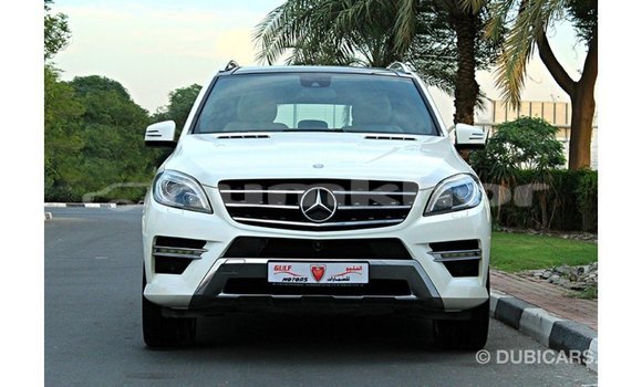 Buy Import Mercedes-Benz 190 White Car in Import - Dubai in Bumthang Buy Import Mercedes-Benz 190 White Car in Import - Dubai in Bumthang