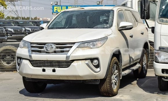 Buy Import Toyota Fortuner White Car in Import - Dubai in Bumthang Buy Import Toyota Fortuner White Car in Import - Dubai in Bumthang