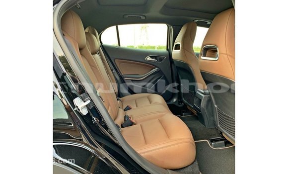 Buy Import Mercedes-Benz 250 Black Car in Import - Dubai in Bumthang Buy Import Mercedes-Benz 250 Black Car in Import - Dubai in Bumthang