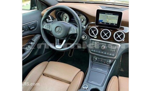 Buy Import Mercedes-Benz 250 Black Car in Import - Dubai in Bumthang Buy Import Mercedes-Benz 250 Black Car in Import - Dubai in Bumthang