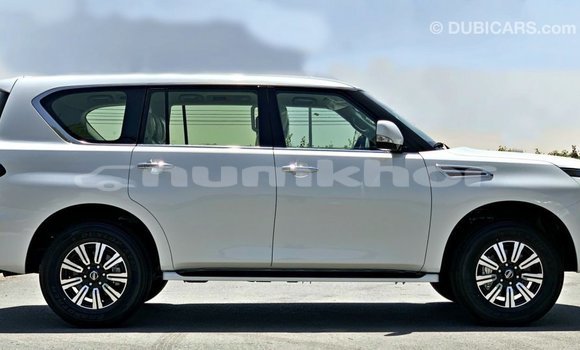 Buy Import Nissan Patrol White Car in Import - Dubai in Bumthang Buy Import Nissan Patrol White Car in Import - Dubai in Bumthang