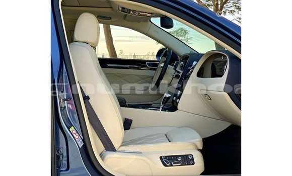 Buy Import Bentley Continental Flying Spur Blue Car in Import - Dubai in Bumthang Buy Import Bentley Continental Flying Spur Blue Car in Import - Dubai in Bumthang