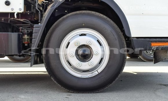 Buy Import Mitsubishi Carisma White Car in Import - Dubai in Bumthang