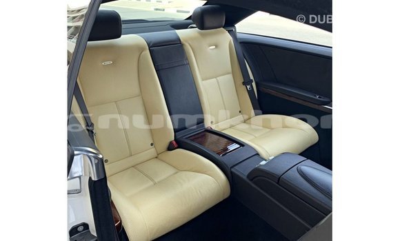 Buy Import Mercedes-Benz 190 White Car in Import - Dubai in Bumthang Buy Import Mercedes-Benz 190 White Car in Import - Dubai in Bumthang