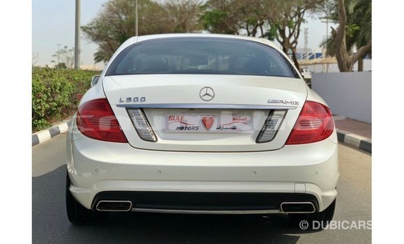 Buy Import Mercedes-Benz 190 White Car in Import - Dubai in Bumthang Buy Import Mercedes-Benz 190 White Car in Import - Dubai in Bumthang