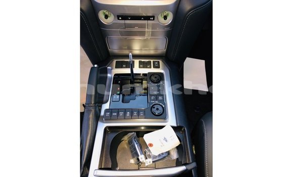 Buy Import Toyota Land Cruiser Black Car in Import - Dubai in Bumthang Buy Import Toyota Land Cruiser Black Car in Import - Dubai in Bumthang