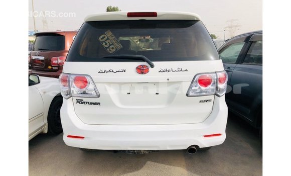 Buy Import Toyota Fortuner White Car in Import - Dubai in Bumthang Buy Import Toyota Fortuner White Car in Import - Dubai in Bumthang