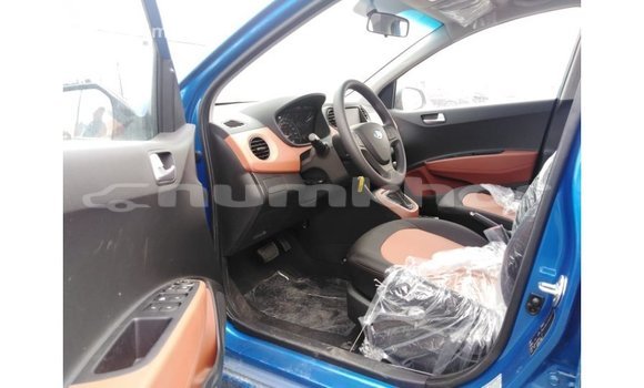 Buy Import Hyundai i10 Blue Car in Import - Dubai in Bumthang Buy Import Hyundai i10 Blue Car in Import - Dubai in Bumthang