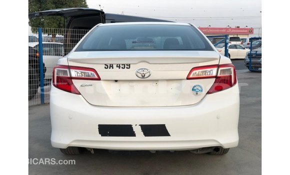 Buy Import Toyota Camry White Car in Import - Dubai in Bumthang Buy Import Toyota Camry White Car in Import - Dubai in Bumthang