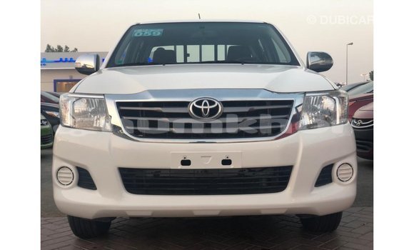 Buy Import Toyota Hilux White Car in Import - Dubai in Bumthang Buy Import Toyota Hilux White Car in Import - Dubai in Bumthang