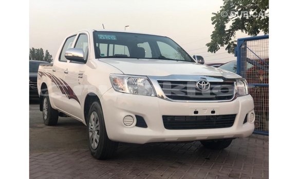 Buy Import Toyota Hilux White Car in Import - Dubai in Bumthang Buy Import Toyota Hilux White Car in Import - Dubai in Bumthang