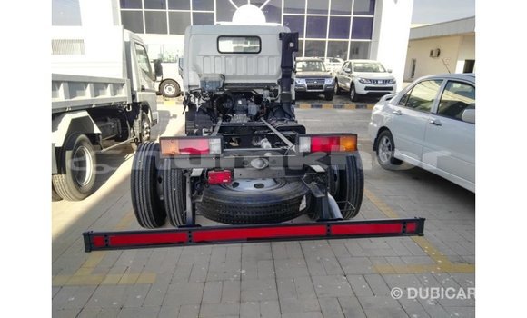 Buy Import Mitsubishi i White Car in Import - Dubai in Bumthang