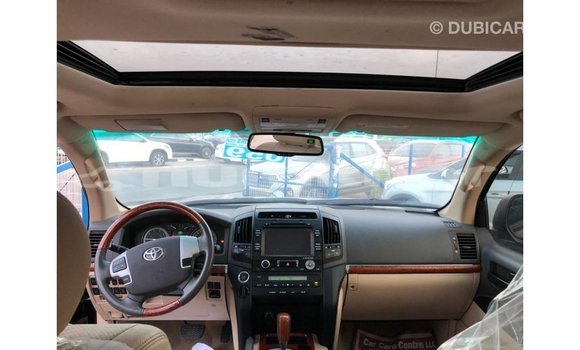 Buy Import Toyota Land Cruiser Black Car in Import - Dubai in Bumthang Buy Import Toyota Land Cruiser Black Car in Import - Dubai in Bumthang