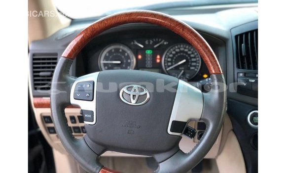 Buy Import Toyota Land Cruiser Black Car in Import - Dubai in Bumthang Buy Import Toyota Land Cruiser Black Car in Import - Dubai in Bumthang