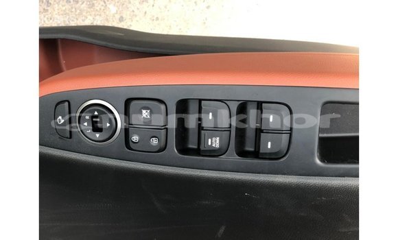 Buy Import Hyundai i10 Other Car in Import - Dubai in Bumthang Buy Import Hyundai i10 Other Car in Import - Dubai in Bumthang