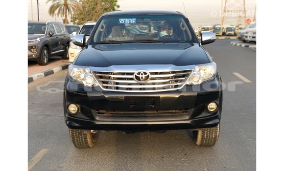 Buy Import Toyota Fortuner Black Car in Import - Dubai in Bumthang Buy Import Toyota Fortuner Black Car in Import - Dubai in Bumthang