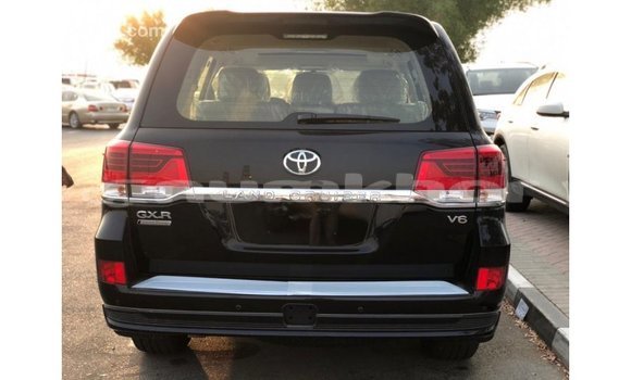 Buy Import Toyota Land Cruiser Black Car in Import - Dubai in Bumthang Buy Import Toyota Land Cruiser Black Car in Import - Dubai in Bumthang