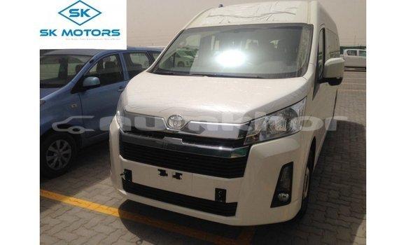 Buy Import Toyota Hiace White Car in Import - Dubai in Bumthang