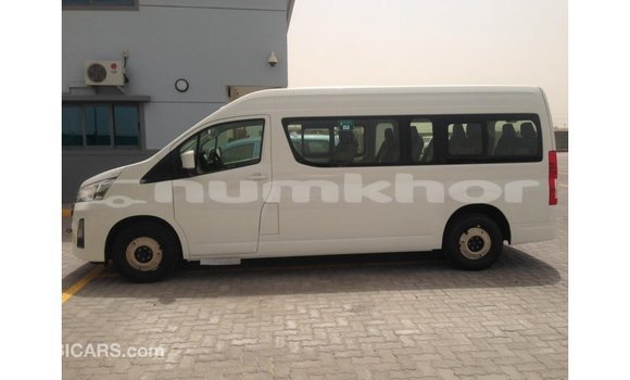 Buy Import Toyota Hiace White Car in Import - Dubai in Bumthang Buy Import Toyota Hiace White Car in Import - Dubai in Bumthang