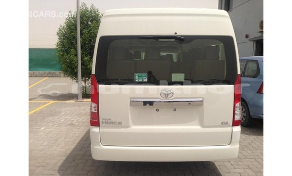 Buy Import Toyota Hiace White Car in Import - Dubai in Bumthang Buy Import Toyota Hiace White Car in Import - Dubai in Bumthang