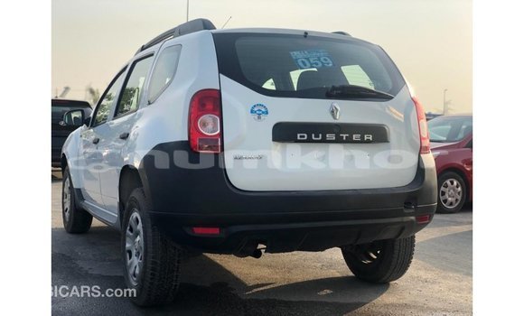 Buy Import Renault Duster White Car in Import - Dubai in Bumthang Buy Import Renault Duster White Car in Import - Dubai in Bumthang