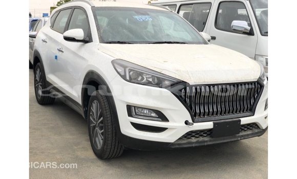 Buy Import Hyundai Tucson White Car in Import - Dubai in Bumthang Buy Import Hyundai Tucson White Car in Import - Dubai in Bumthang