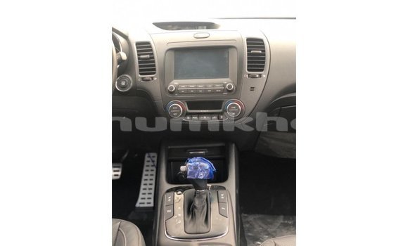 Buy Import Kia Cerato White Car in Import - Dubai in Bumthang Buy Import Kia Cerato White Car in Import - Dubai in Bumthang