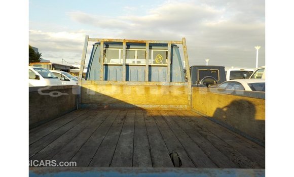 Buy Import Toyota Dyna Blue Car in Import - Dubai in Bumthang Buy Import Toyota Dyna Blue Car in Import - Dubai in Bumthang