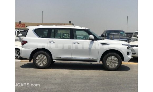 Buy Import Nissan Patrol White Car in Import - Dubai in Bumthang Buy Import Nissan Patrol White Car in Import - Dubai in Bumthang