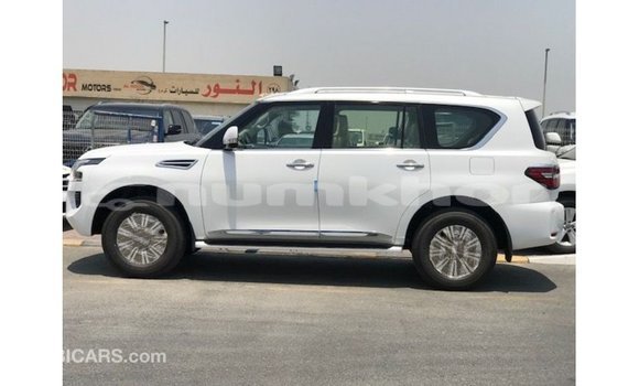 Buy Import Nissan Patrol White Car in Import - Dubai in Bumthang Buy Import Nissan Patrol White Car in Import - Dubai in Bumthang