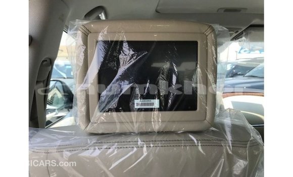 Buy Import Nissan Patrol White Car in Import - Dubai in Bumthang Buy Import Nissan Patrol White Car in Import - Dubai in Bumthang