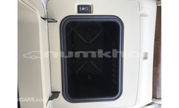 Buy Import Nissan Patrol White Car in Import - Dubai in Bumthang Buy Import Nissan Patrol White Car in Import - Dubai in Bumthang
