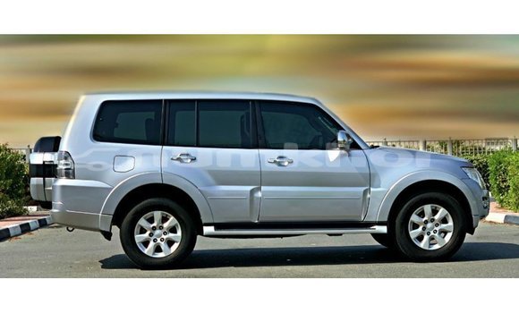 Buy Import Mitsubishi Pajero Other Car in Import - Dubai in Bumthang Buy Import Mitsubishi Pajero Other Car in Import - Dubai in Bumthang