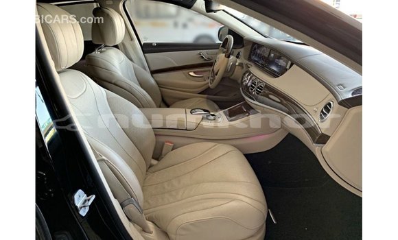 Buy Import Mercedes-Benz 190 Black Car in Import - Dubai in Bumthang Buy Import Mercedes-Benz 190 Black Car in Import - Dubai in Bumthang