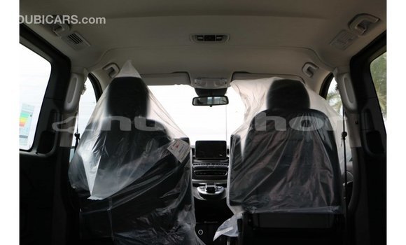 Buy Import Mercedes-Benz 250 Black Car in Import - Dubai in Bumthang Buy Import Mercedes-Benz 250 Black Car in Import - Dubai in Bumthang