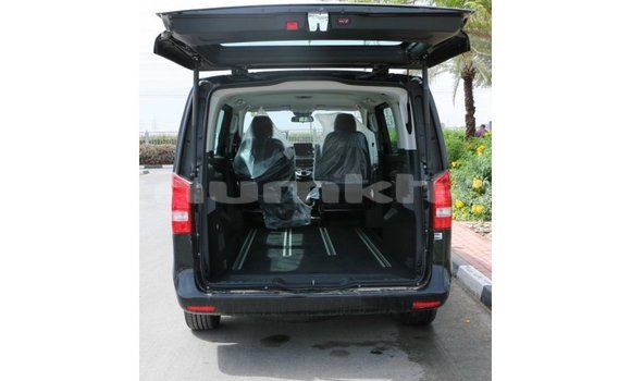 Buy Import Mercedes-Benz 250 Black Car in Import - Dubai in Bumthang Buy Import Mercedes-Benz 250 Black Car in Import - Dubai in Bumthang